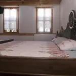 Zerde Hotel *