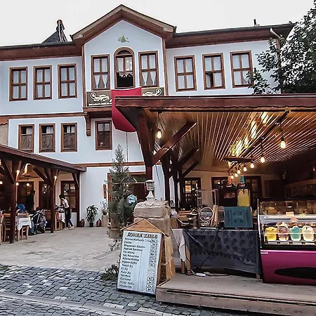 Otel Zerde *